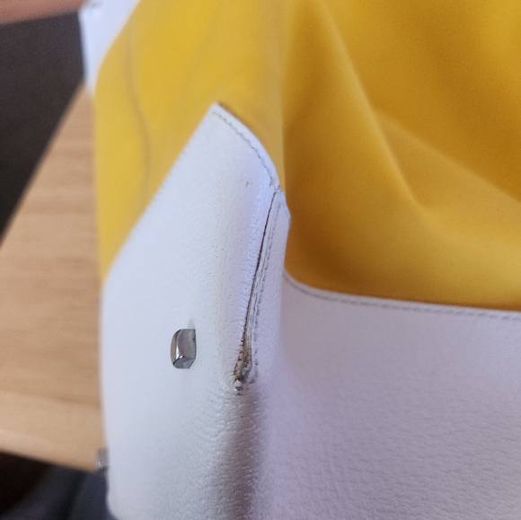 Ferragamo Tote Bag - Picture 4 of 13